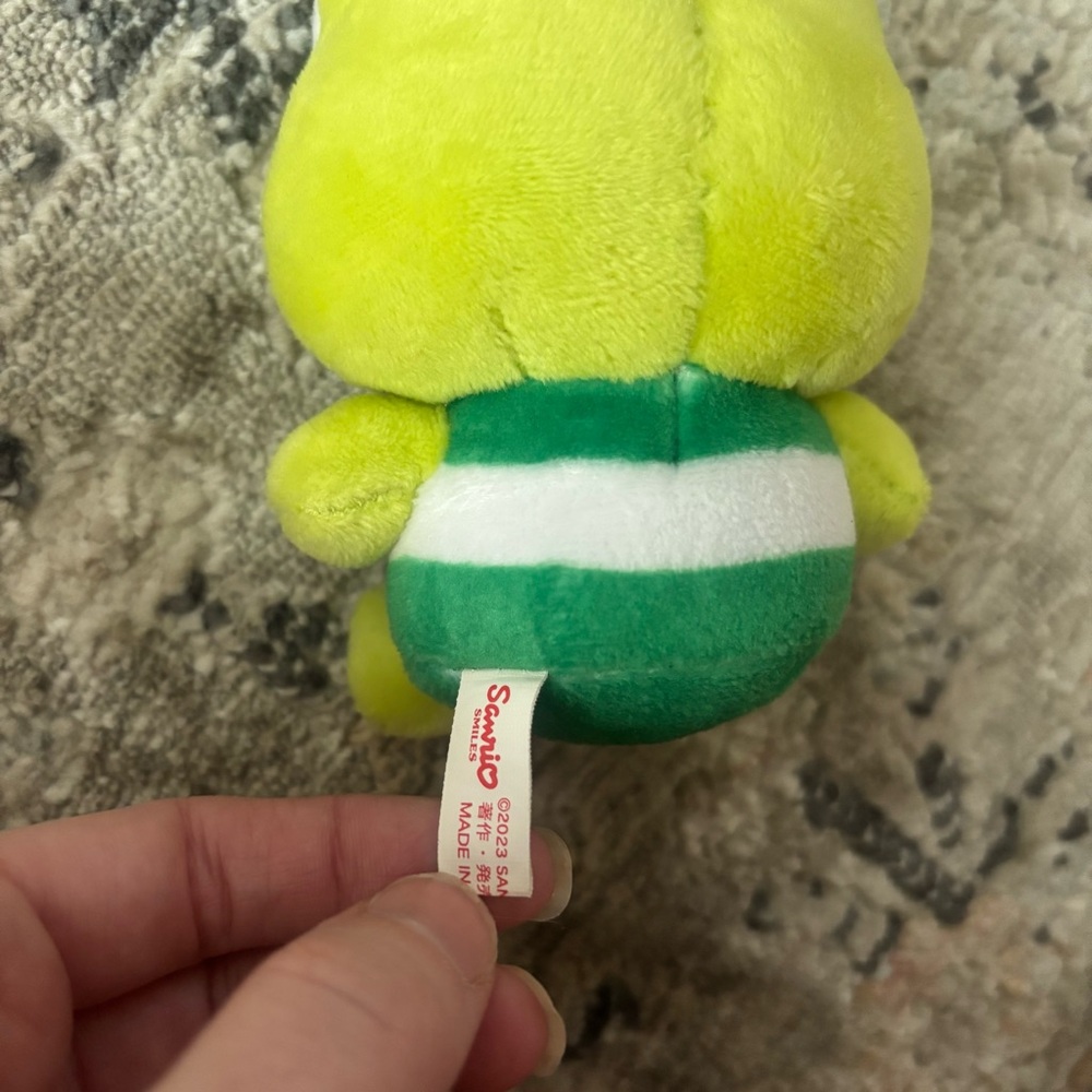 Sanrio Kerropi Mini Mascot Keychain - Picture 4 of 6
